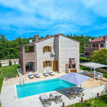 Paradis 13 Butkovići