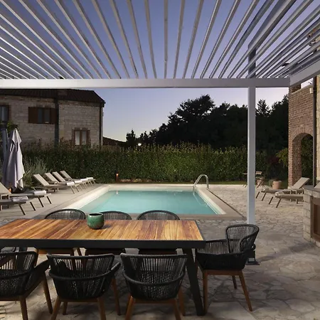 Paradis 13 Tatil Evi Butkovići