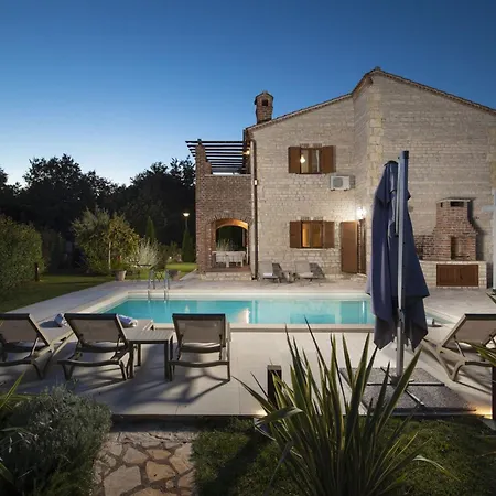 Paradis 13